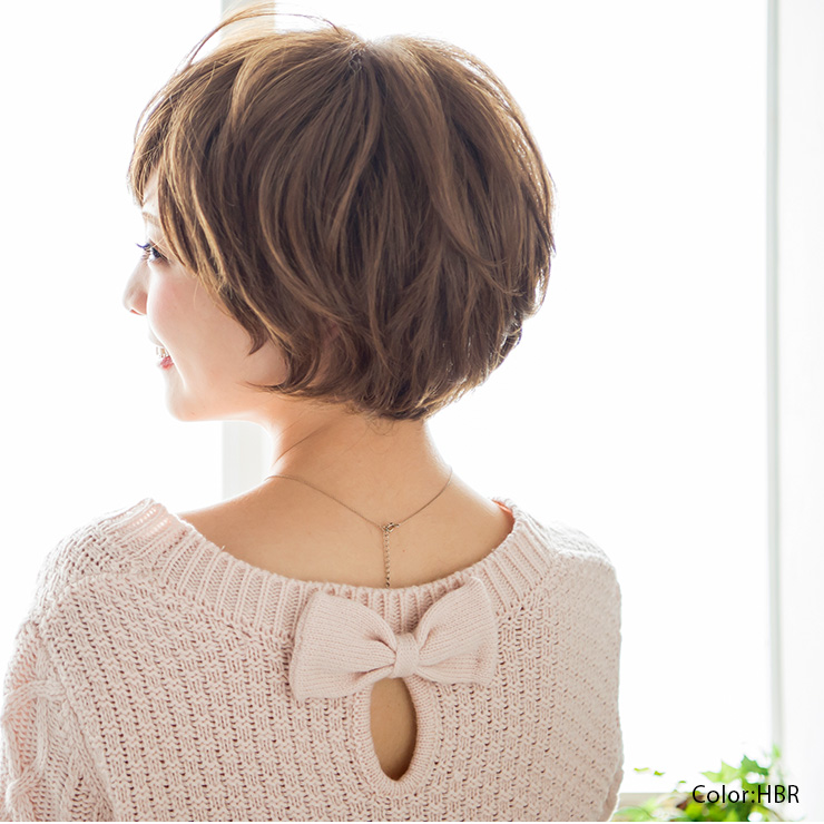 束感を出した動きのある毛先がポイントの医療用ウィッグ