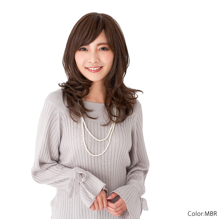 赤みのある明るめの茶色に渋みのある毛が入った茶色「モカブラウン」。ほどよく渋みの入った色合いは、新色として登場してからずっと人気のカラーです。