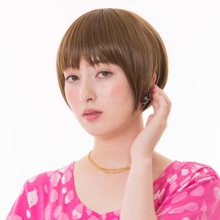アクアドールのファッションフルウィッグ、「小顔ナチュラルショートウィッグ」のカラーSHBWです。