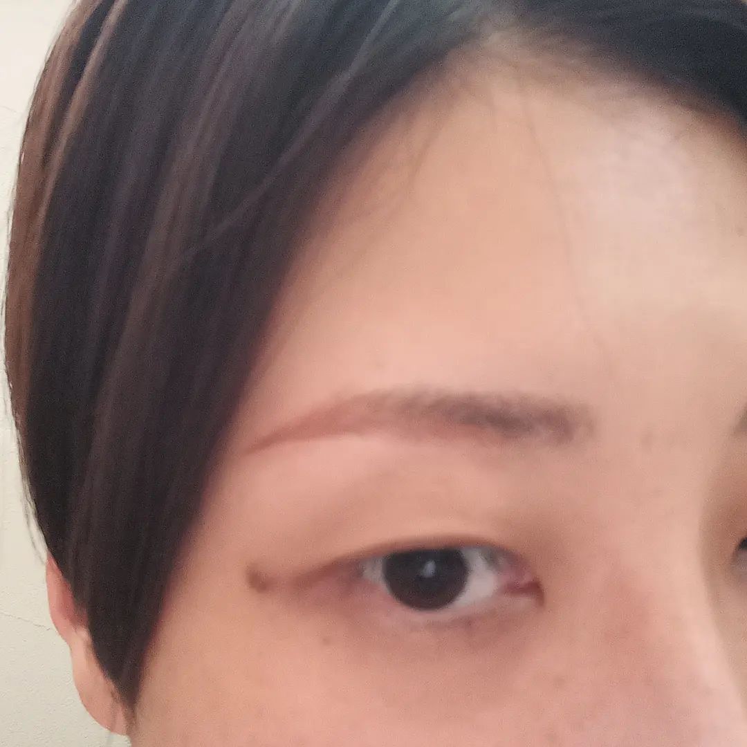 タグ付け 写真投稿キャンペーン21 アイブロウ アートメイクをつけてsnsに投稿しよう 自然なウィッグ エクステの専門店アクアドール公式通販サイト