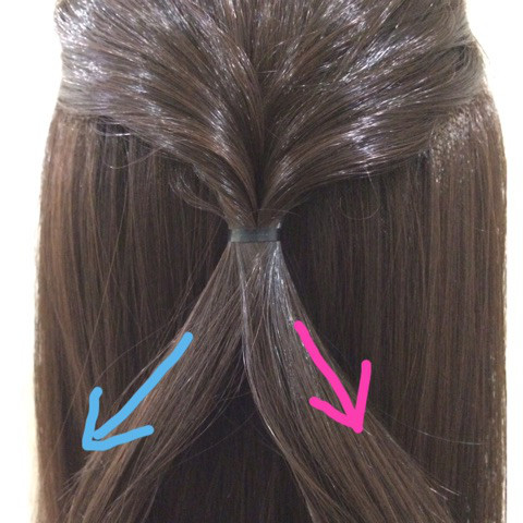 ヘアゴムのみでできるウィッグの簡単ローポニーテールをご紹介