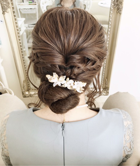結婚式をアクアドールヴィーナスミディアムストレートウィッグでアレンジ♩
