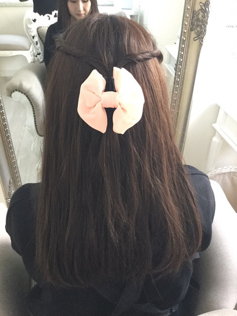 ウィッグアレンジ！ねじりハーフアップを試そう