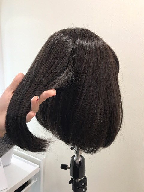 ヘアゴムなし！ボブウィッグで作るこなれ感ハーフアップ