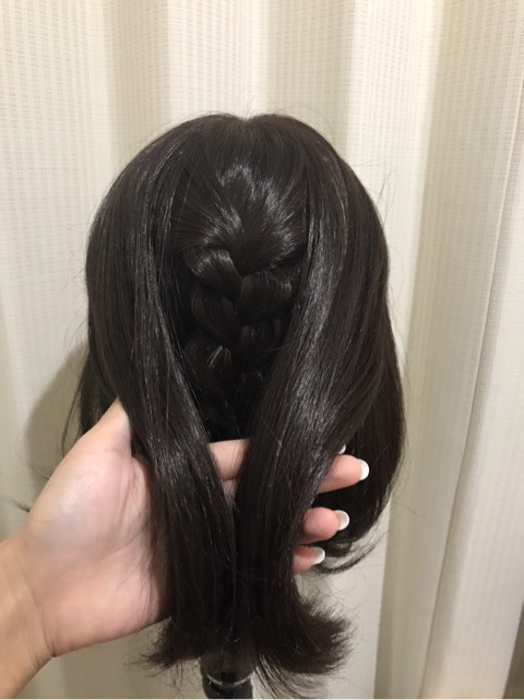 みつあみとくるりんぱだけ★簡単ハーフアップでウィッグをアレンジしてみました