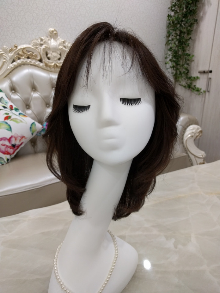 ゆるいカールの人口毛MIXウィッグ！ミディアムスタイルのご紹介
