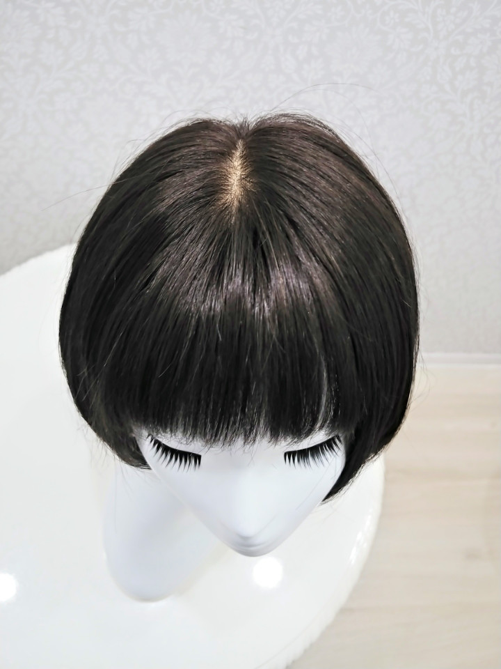 人工皮膚の人毛MIXウィッグで作るさりげないボブスタイルアレンジ
