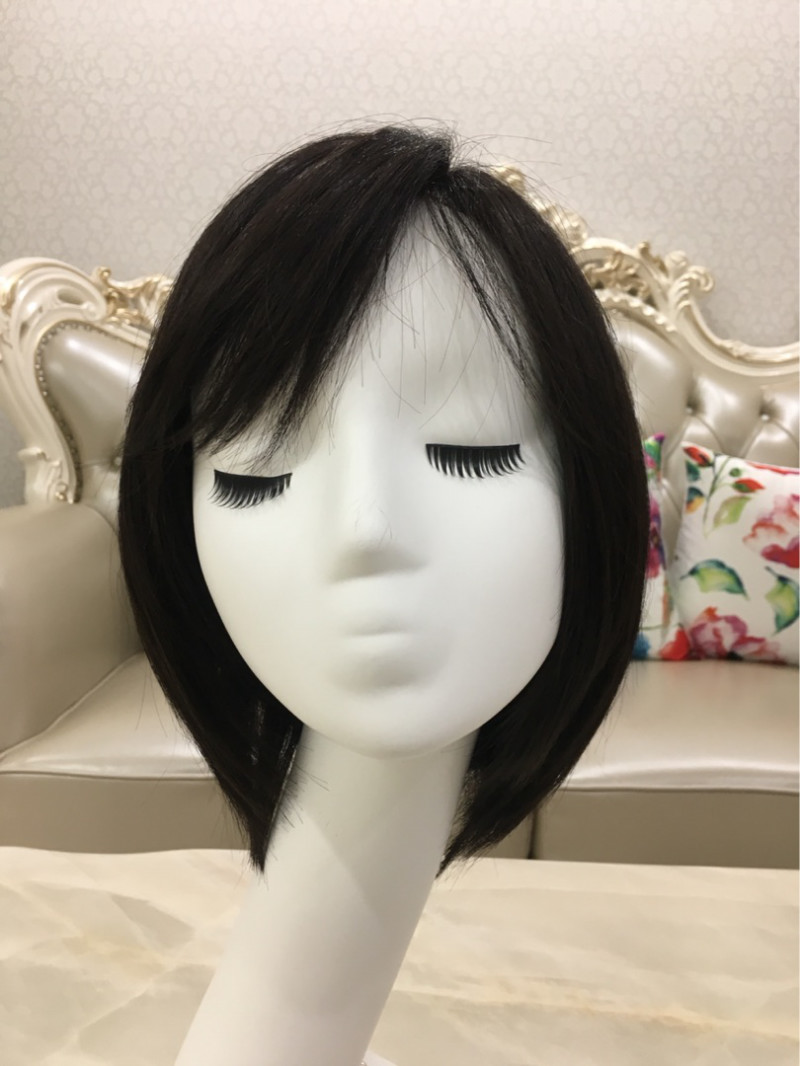リアルな人工皮膚付きブラックの肩上のストレートボブはお仕事用に