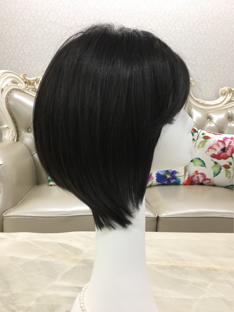 リアルな人工皮膚付きブラックの肩上のストレートボブはお仕事用に