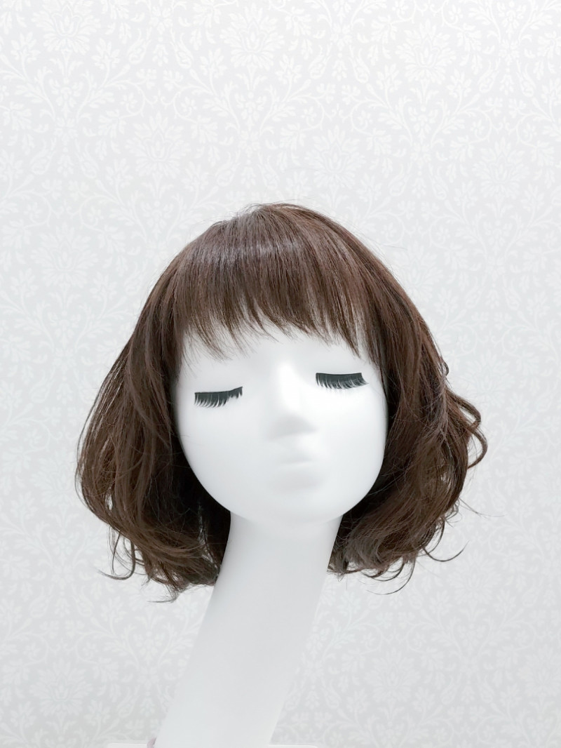 アクアドールウィッグ！涼しげで軽やかな通気性抜群ウェーブスタイルのご提案！