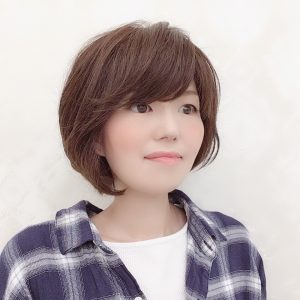 ボブ様 横浜サロンオリジナル☆ゆるカールでくせ毛風ショートボブ