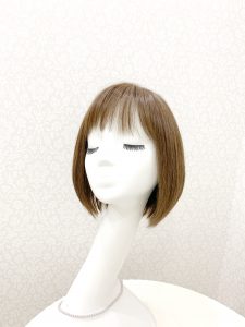 前下がりボブ