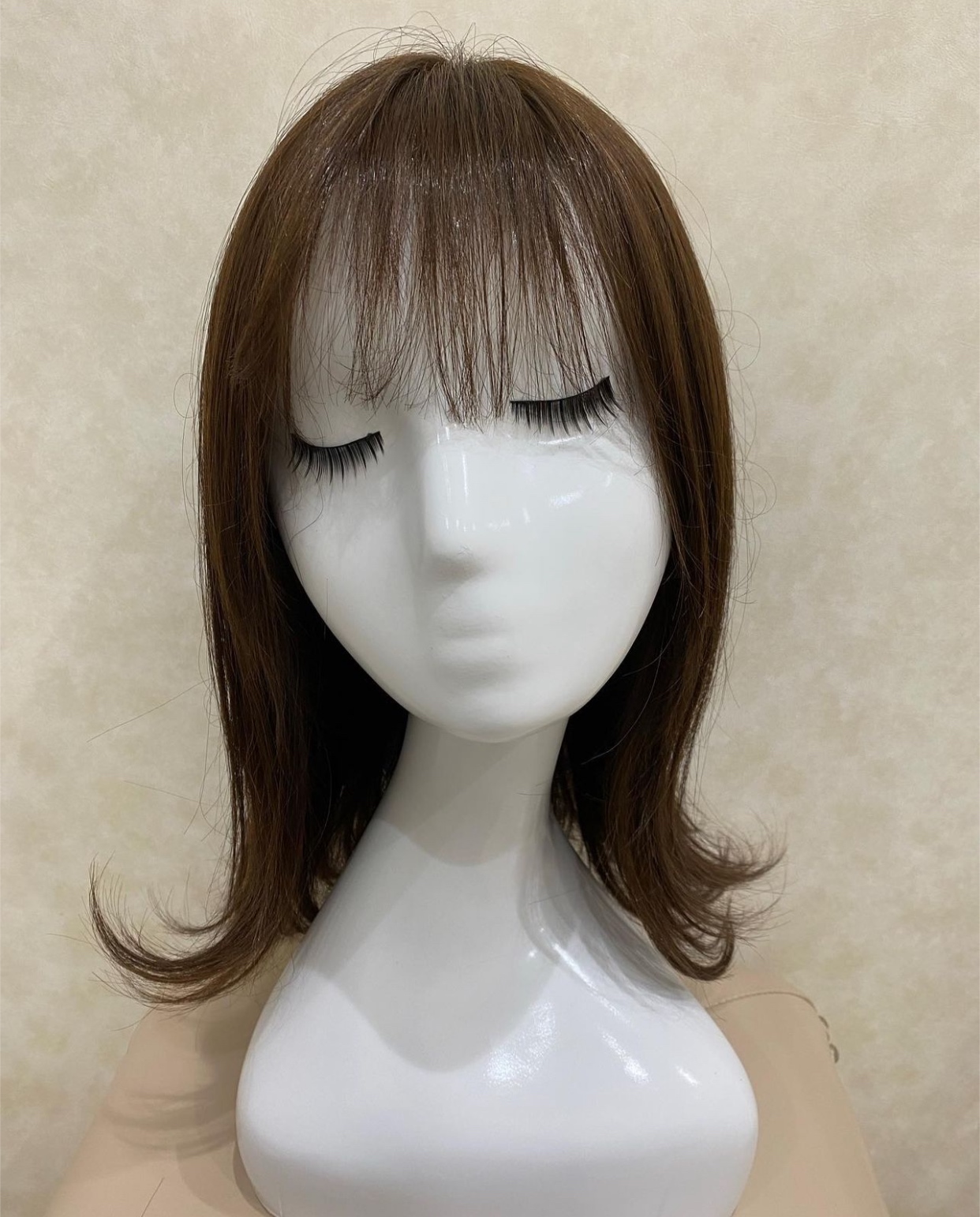 28751A48-F03E-4922-AC42-